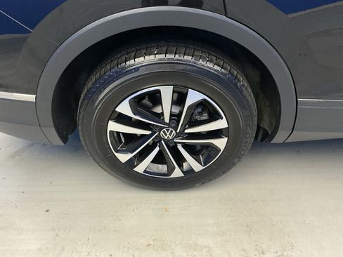 Used 2024 Volkswagen Tiguan S AWD/4WD image 8
