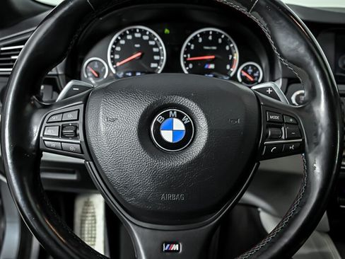 Used 2013 BMW M5 RWD image 25