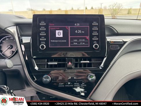 Used 2024 Toyota Camry SE image 16