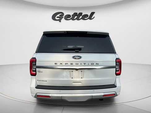 Used 2023 Ford Expedition Platinum RWD image 5