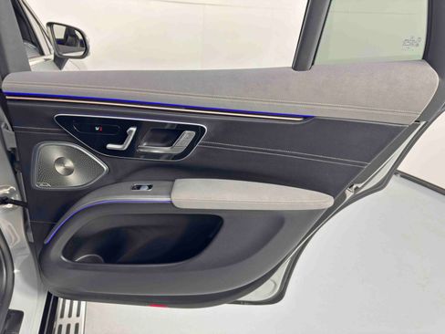 Used 2023 Mercedes-Benz EQS 580 4MATIC SUV image 56