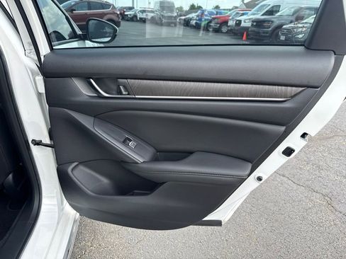 Used 2020 Honda Accord EX-L image 34