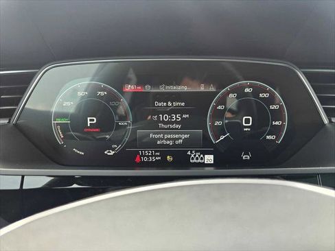 Used 2024 Audi SQ8 e-tron Premium Plus AWD/4WD image 26