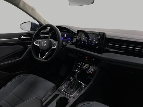 New 2025 Volkswagen Jetta SE image 17