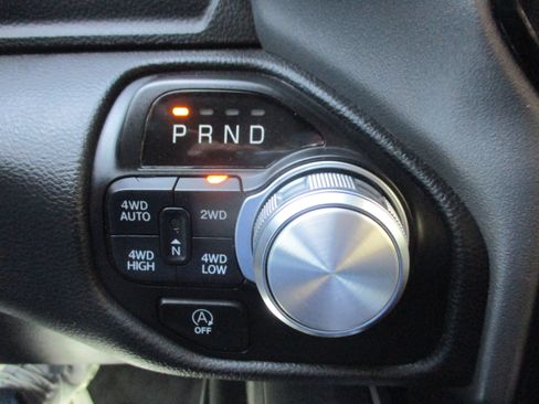 Used 2023 RAM 1500 Laramie AWD/4WD image 22