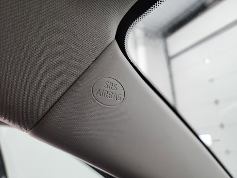 Used 2024 Toyota RAV4 XLE image 39