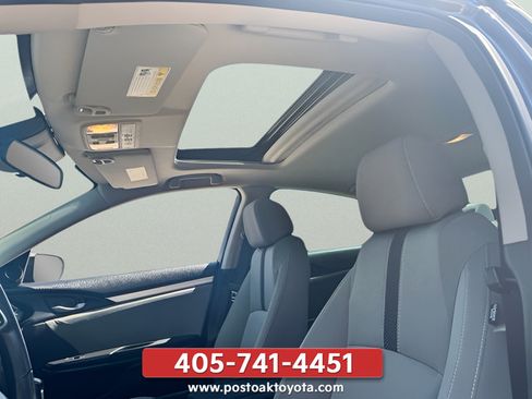 Used 2020 Honda Civic EX image 16
