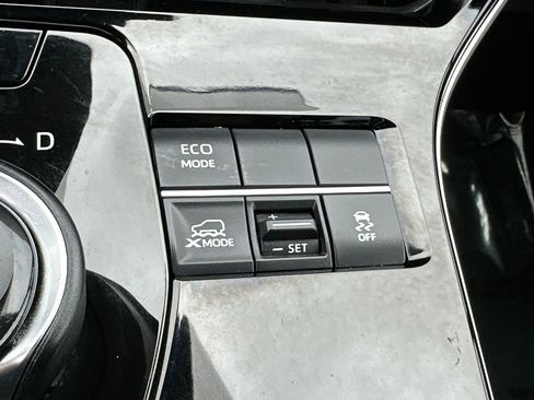 Used 2023 Toyota bZ4X XLE w/ Weather Package image 31