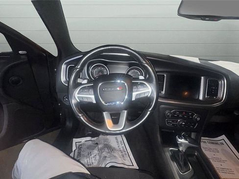 Used 2018 Dodge Charger GT image 11
