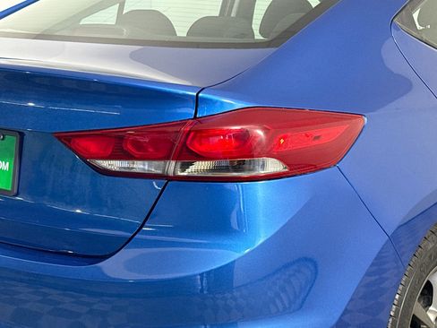Used 2017 Hyundai Elantra Value Edition w/ Cargo Package image 34