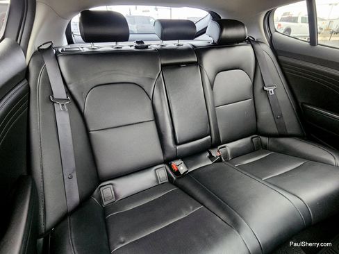 Used 2022 Kia Stinger GT2 image 5