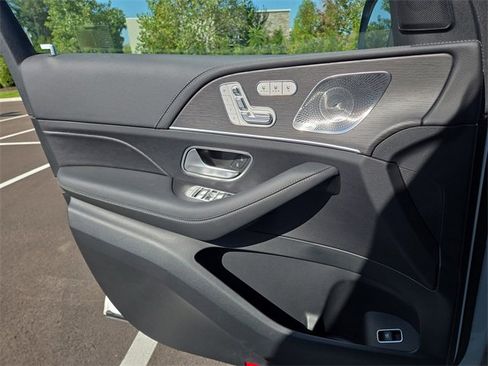 New 2025 Mercedes-Benz GLS 580 4MATIC image 22