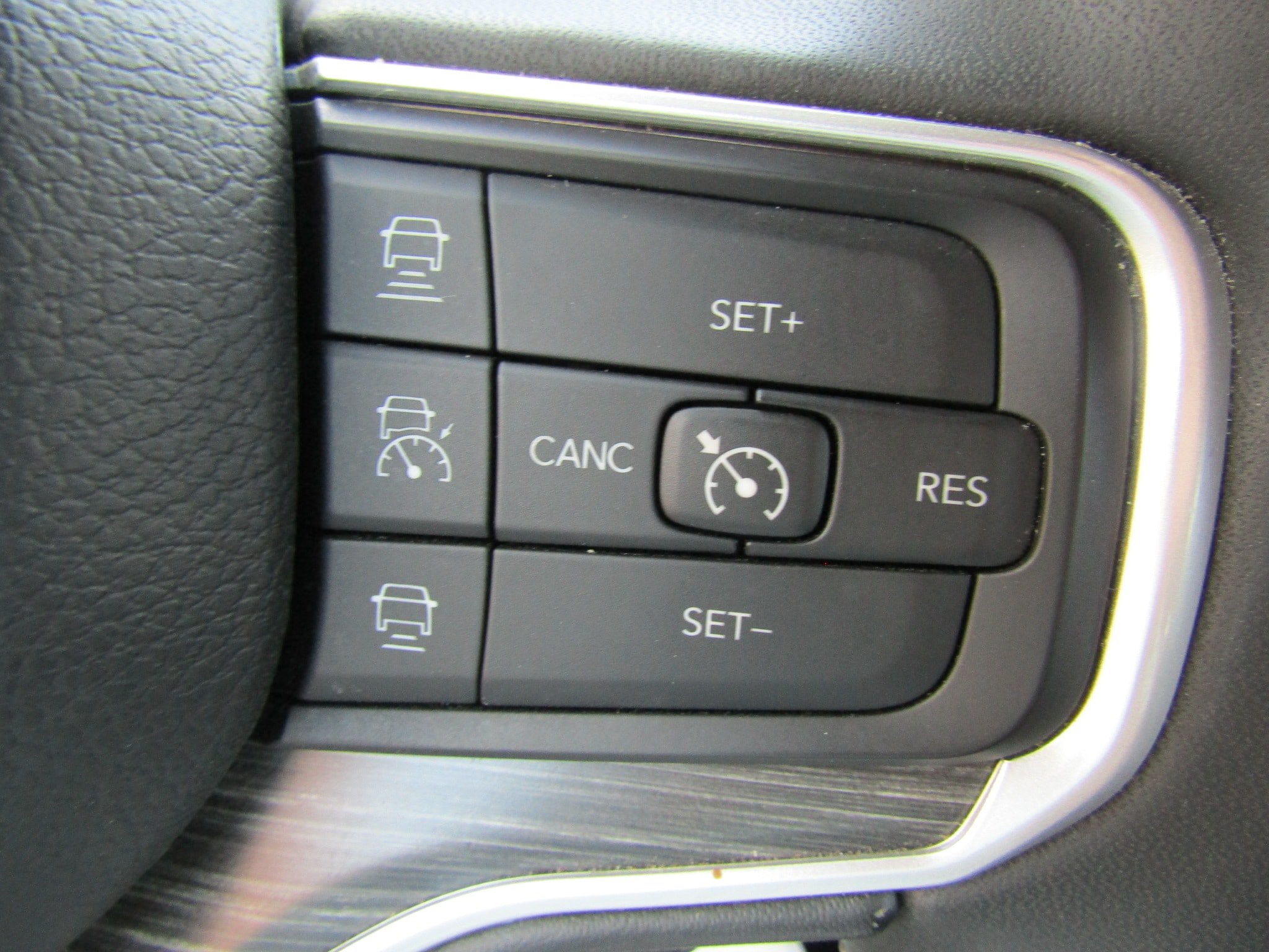 Used 2024 Jeep Wagoneer Series II w/ Flexible Seating Group AWD/4WD image 28