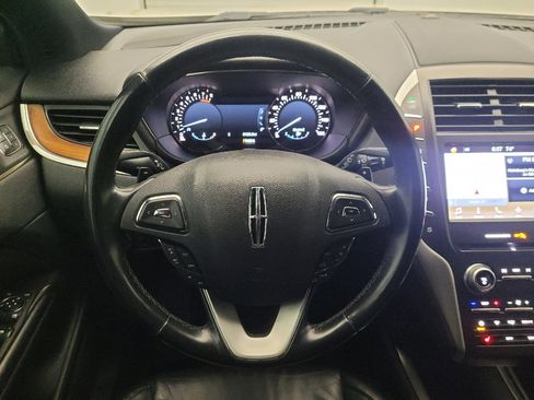 Used 2017 Lincoln MKC Select w/ Select Plus Package FWD image 22