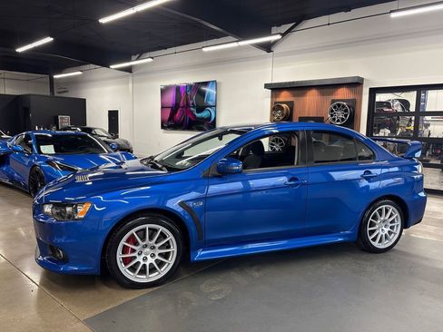 Used 2015 Mitsubishi Lancer Evolution GSR image 6