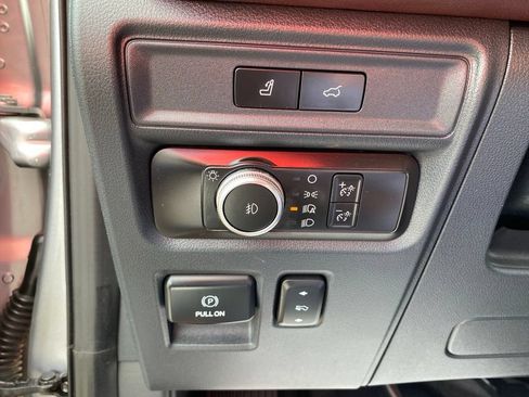 Used 2022 Ford Expedition Limited AWD/4WD image 14
