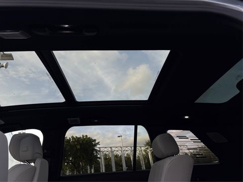 New 2026 Cadillac Vistiq Sport image 34