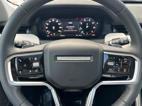 Used 2024 Land Rover Discovery Sport S image 22