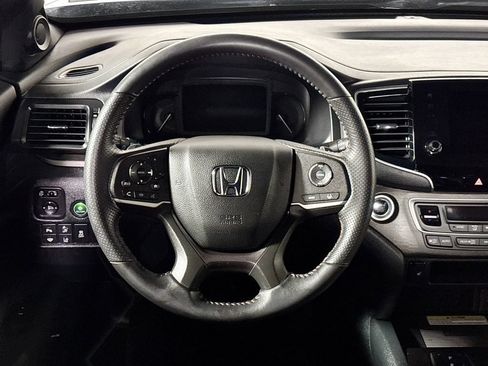 Certified 2022 Honda Passport TrailSport image 14