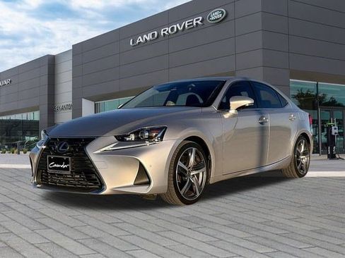 Used 2017 Lexus IS 200t image 1