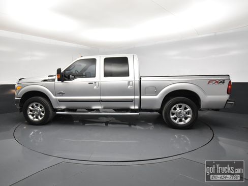 Used 2015 Ford F250 Lariat w/ Lariat Ultimate Package image 3