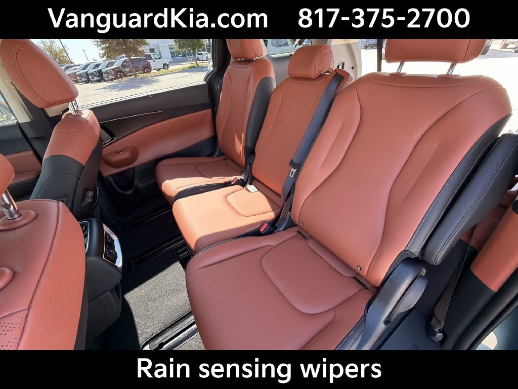 Used 2026 Kia Carnival SX w/ SX Dark Edition Package FWD image 28