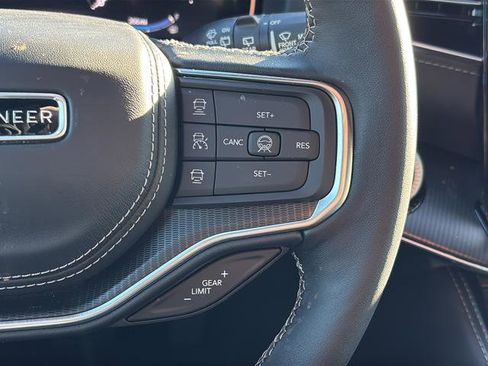 New 2026 Jeep Grand Wagoneer Summit image 28