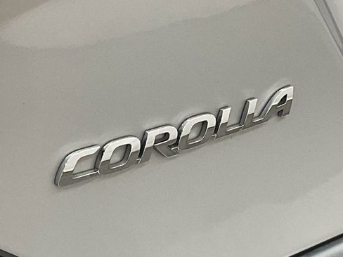 Used 2016 Toyota Corolla S image 23