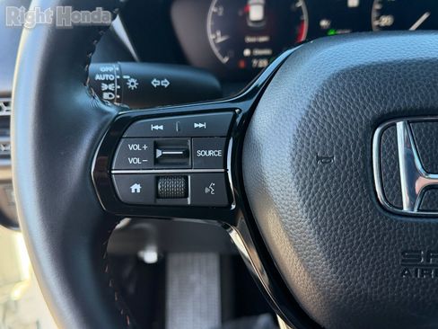 Certified 2025 Honda HR-V Sport image 35