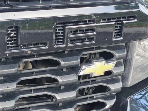 Used 2021 Chevrolet Silverado 1500 Custom w/ Safety Confidence Package AWD/4WD image 10