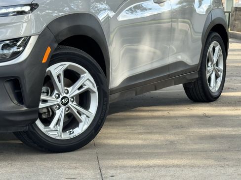Used 2023 Hyundai Kona SEL FWD image 12