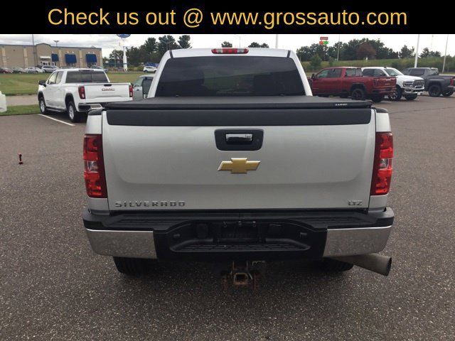 Used 2011 Chevrolet Silverado 2500 LTZ w/ Snow Plow Prep Package AWD/4WD image 8