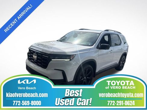 Used 2025 Honda Pilot Black Edition image 1
