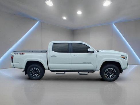 Certified 2021 Toyota Tacoma TRD Sport AWD/4WD image 24