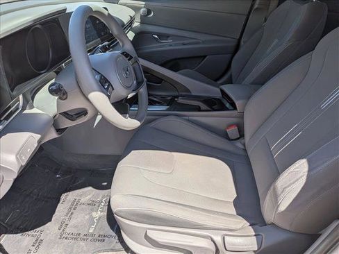 Used 2021 Hyundai Elantra SEL w/ Cargo Package FWD image 15