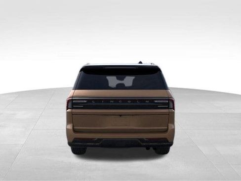 New 2026 Lincoln Navigator L Black Label AWD/4WD image 5