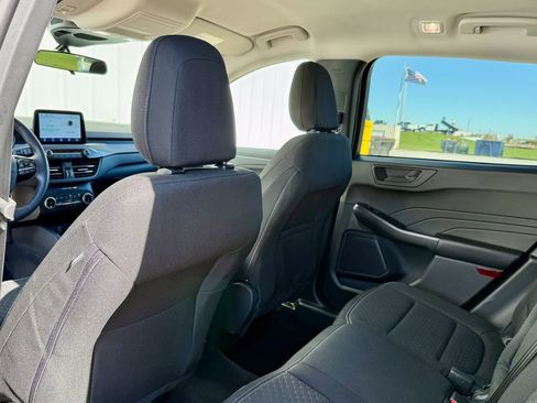 Certified 2025 Ford Escape Active w/ Cold Weather Package image 12