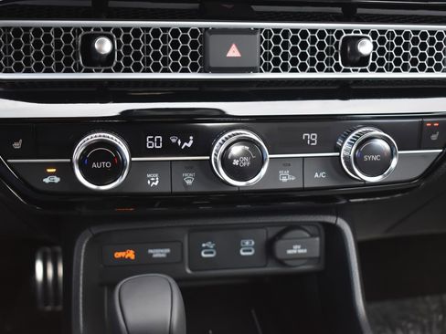 Used 2025 Honda Civic Sport Touring image 8