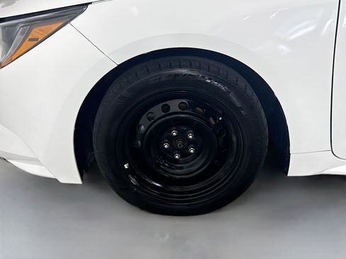 Used 2024 Toyota Corolla LE FWD image 37