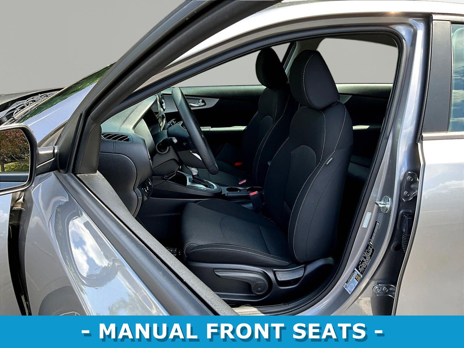 Used 2023 Kia Forte LXS w/ LXS Technology Package FWD image 20