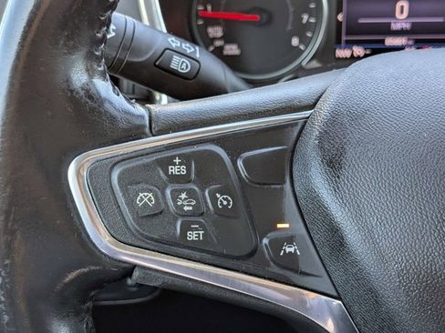 Used 2020 Chevrolet Equinox LT image 25