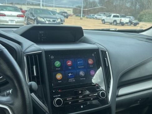 Used 2020 Subaru Forester Limited w/ Popular Package #3 image 11