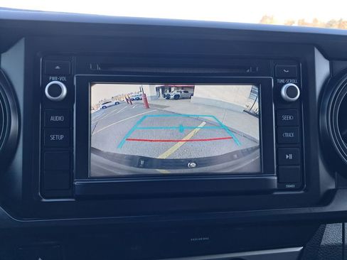 Used 2019 Toyota Tacoma SR image 17