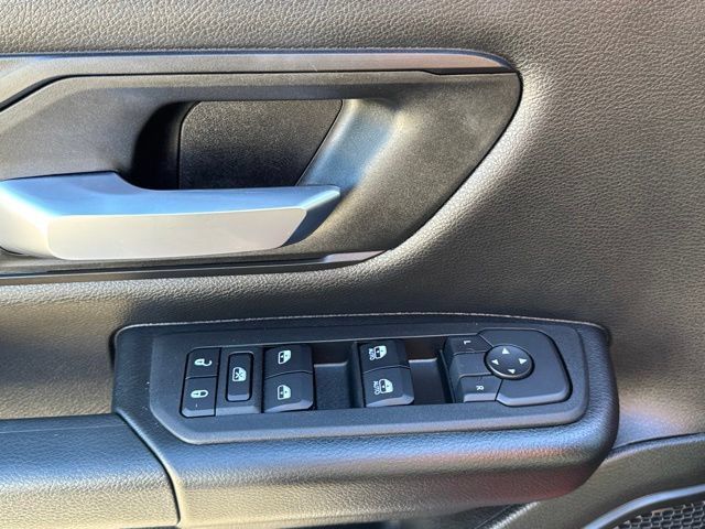 Used 2025 RAM 1500 Tradesman AWD/4WD image 21