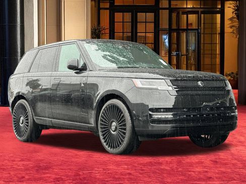 New 2026 Land Rover Range Rover SE image 8