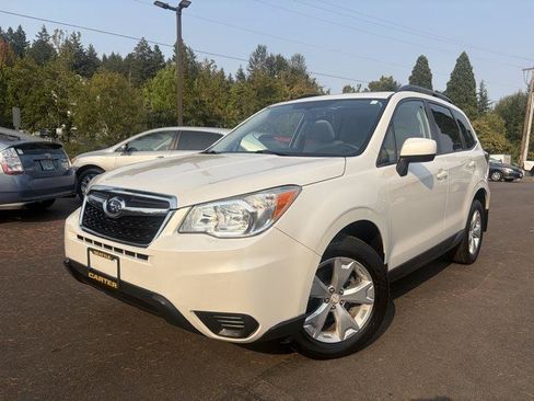 Used 2014 Subaru Forester 2.5i Premium w/ All-Weather Package AWD/4WD image 2