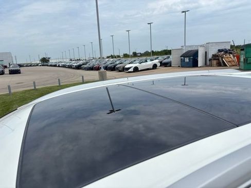 Used 2022 Nissan Rogue Platinum w/ Head-Up Display Package AWD/4WD image 12