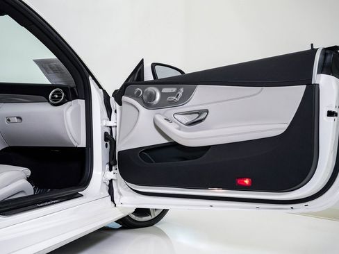 Used 2017 Mercedes-Benz C 300 4MATIC Coupe image 17