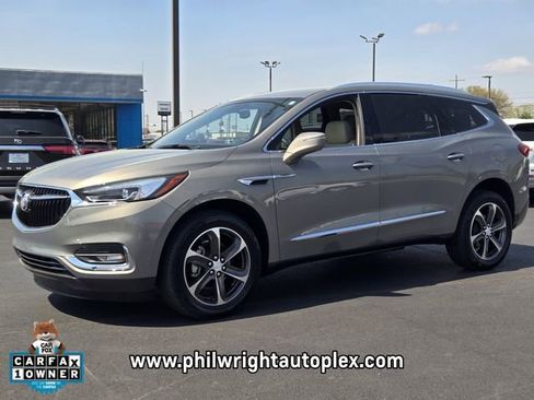 Used 2018 Buick Enclave Essence image 7