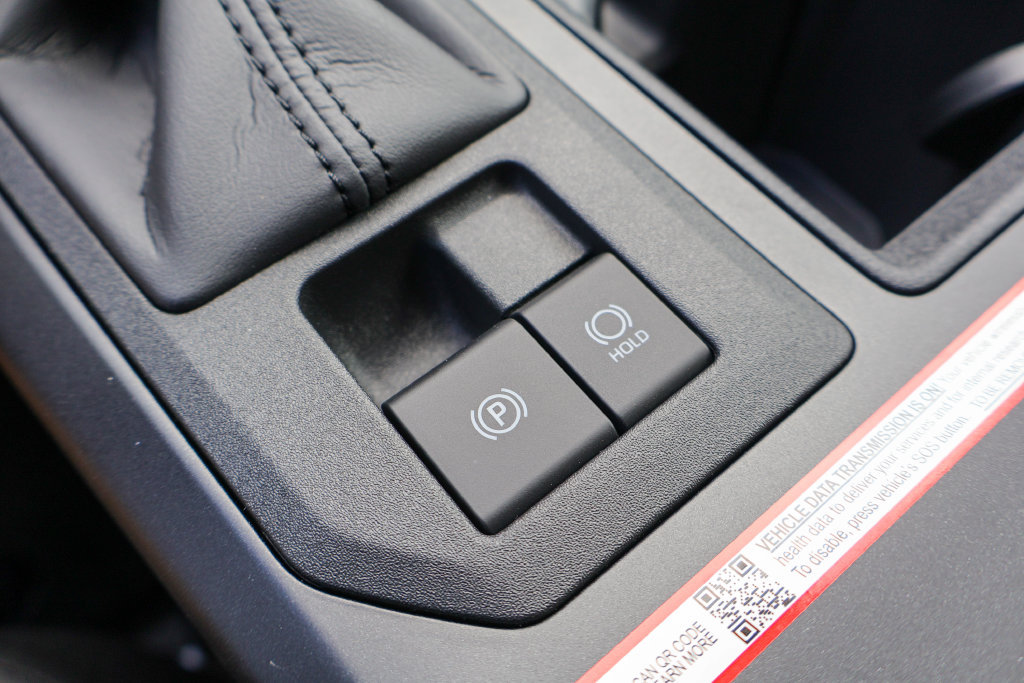 Used 2026 Toyota RAV4 LE AWD/4WD image 15